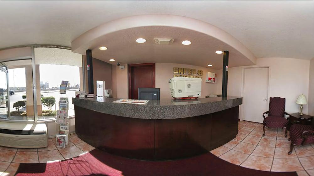 Super 8 By Wyndham Oklahoma Fairgrounds Oklahoma City Exterior foto